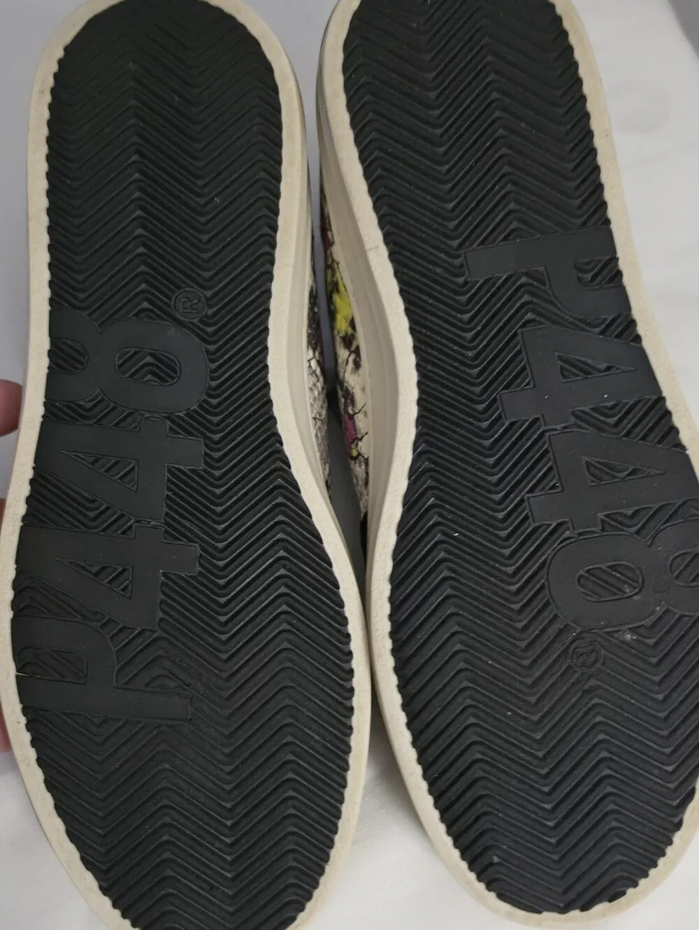 P448 JOHN PIUMA PYTHON OR SNAKESKIN 38 (7.5)